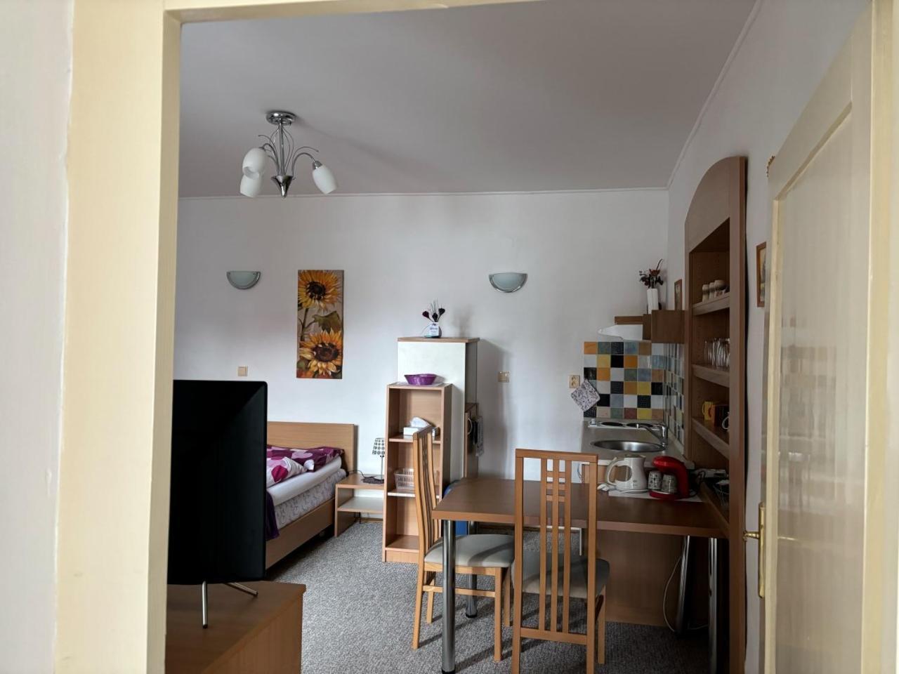 Soludus-Spissky Ludovy Dom Hotel Smižany Buitenkant foto